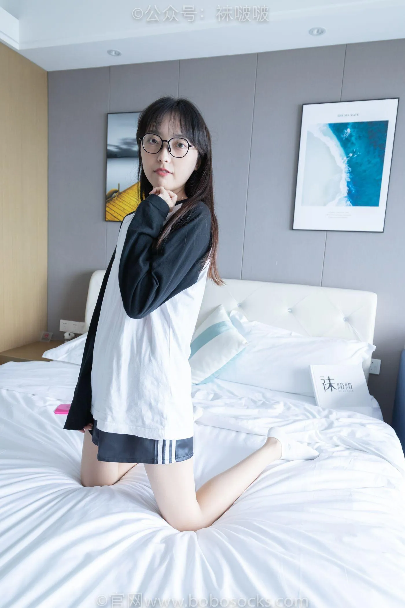 [BoBoSocks袜啵啵]NO.015 稚予-阿迪板鞋、白色短棉袜、肉丝 [135P]插图1